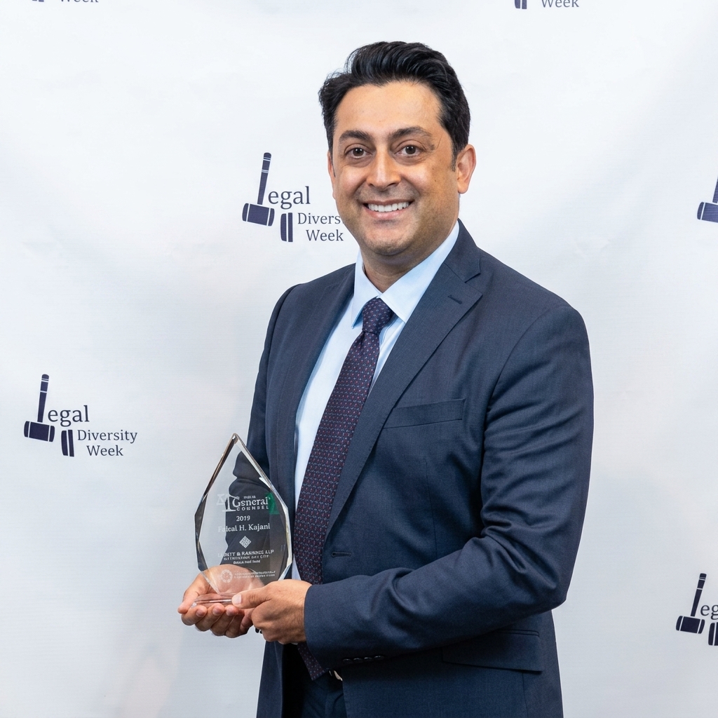 Sean Kajani with the Top 50 General Counsel Award
